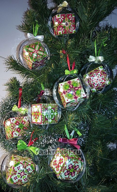 Набор мозаичных шаров Яркие грани «Рождественские 1-8» Яркие грани DS420